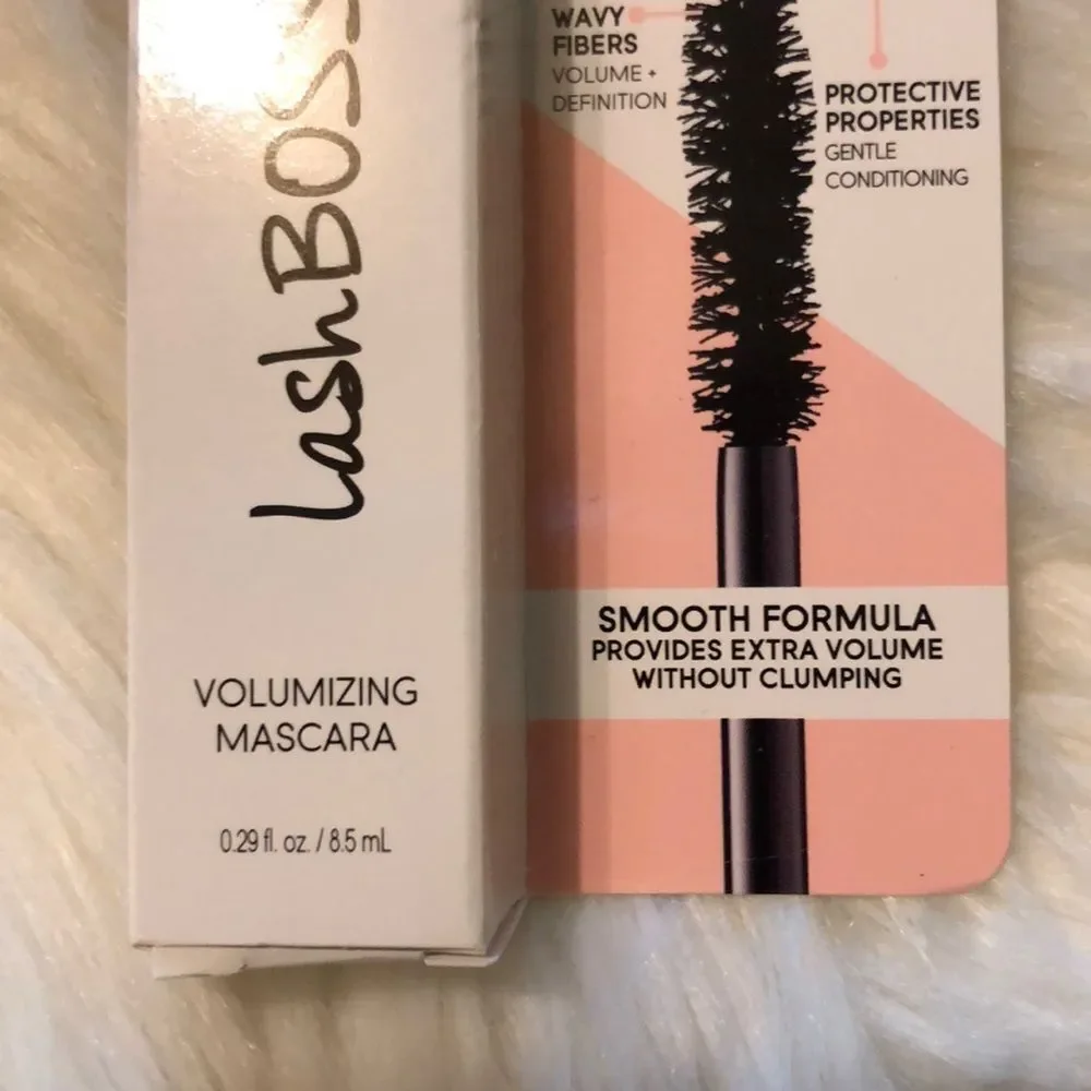 Laura Geller LashBOSS Bold Mascara in Black New in Box